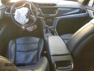 2023 Cadillac XT6 FWD Premium Luxury z VIN 1GYKPCRS7PZ105628, wystawiony jako Copart lot #84841124 z przebiegiem Nie podano mil oraz Szkoda całkowita • Salvage title. Historia ofert i sprzedaży dostępna na DreamBid. Obrazek 8.