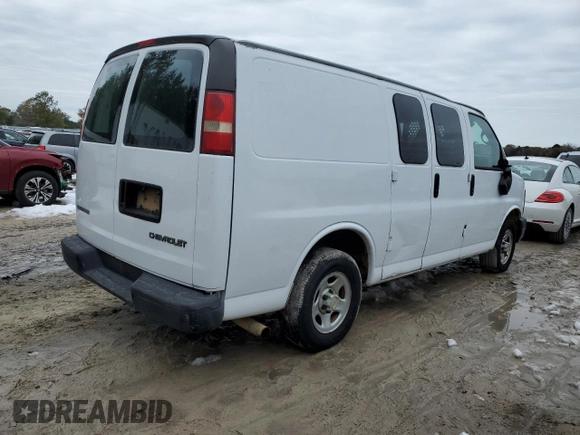 2005 Chevrolet Express Cargo z VIN 1GCFG15X051168059, wystawiony jako Copart lot #88302095 z przebiegiem Nie podano mil oraz Szkoda całkowita • Salvage title. Historia ofert i sprzedaży dostępna na DreamBid. Obrazek 3.