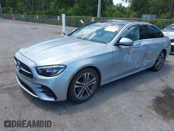 2021 Mercedes-Benz E 350 with VIN W1KZF8DB4MA977647, listed as a IAAI auction lot 42241573 with 33,666 mi miles and . Bid and sale history available at DreamBid. Image 18.