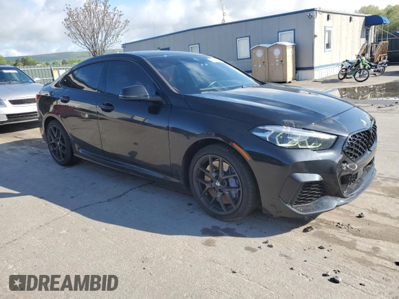 2021 BMW 2 Series M235i xDrive z VIN WBA13AL06M7G62370, wystawiony jako Copart lot #55484655 z przebiegiem 34 065 mil mil oraz Szkoda całkowita • Salvage title. Historia ofert i sprzedaży dostępna na DreamBid. Obrazek 4.