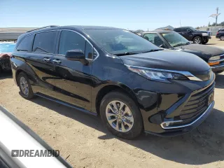 2022 Toyota Sienna XLE z VIN 5TDJRKECXNS095020, wystawiony jako Copart lot #58532445 z przebiegiem 33 154 mil mil oraz Szkoda całkowita • Salvage title. Historia ofert i sprzedaży dostępna na DreamBid. Obrazek 4.