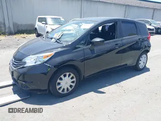 2015 Nissan Note S z VIN 3N1CE2CP8FL434975, wystawiony jako IAAI lot #42444018 z przebiegiem 67 260 mil mil oraz . Historia ofert i sprzedaży dostępna na DreamBid. Obrazek 2.