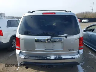 2014 Honda Pilot Touring with VIN 5FNYF4H9XEB038551, listed as a IAAI auction lot 41585720 with 150,725 mi miles and . Bid and sale history available at carsss.com. Image 16.