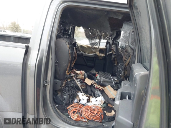 2016 Ford F-150 XL with VIN 1FTEW1CG2GKE82276, listed as a IAAI auction lot 41493644 with Not Provided miles and . Bid and sale history available at carsss.com. Image 8.