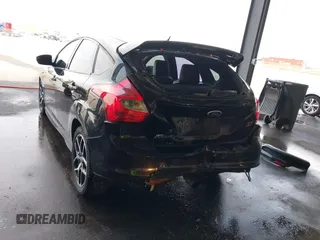 2013 Ford Focus ST z VIN 1FADP3L98DL234518, wystawiony jako IAAI lot #42093388 z przebiegiem 177 026 mil mil oraz . Historia ofert i sprzedaży dostępna na DreamBid. Obrazek 17.