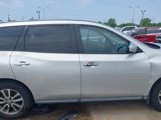 2014 Nissan Pathfinder Platinum z VIN 5N1AR2MN7EC728444, wystawiony jako IAAI lot #42322465 z przebiegiem 110 167 mil mil oraz . Historia ofert i sprzedaży dostępna na DreamBid. Obrazek 13.