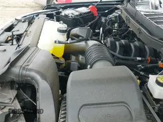 2024 Ford F-150 Lariat z VIN 1FTFW5L52RFA75628, wystawiony jako IAAI lot #43393183 z przebiegiem 15 578 mil mil oraz . Historia ofert i sprzedaży dostępna na DreamBid. Obrazek 24.