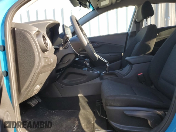 2022 Hyundai Kona SEL with VIN KM8K6CAB2NU901746, listed as a Copart auction lot 48111325 with 35,367 mi miles and Salvage Title. Bid and sale history available at DreamBid. Image 7.