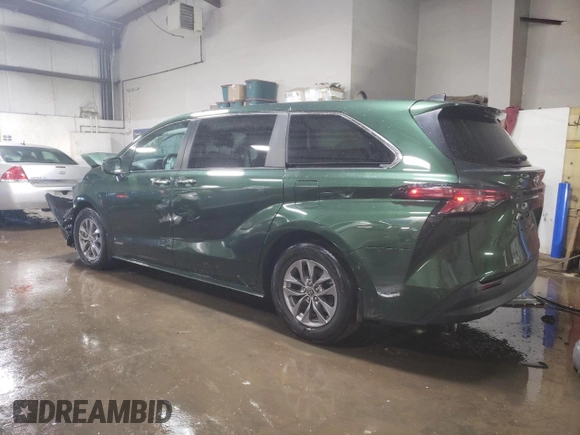 2021 Toyota Sienna XLE with VIN 5TDYRKEC8MS026985, listed as a Copart auction lot 47315875 with 175,673 mi miles and Salvage title. Bid and sale history available at DreamBid. Image 2.