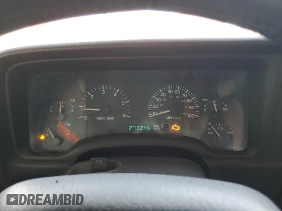2000 Jeep Cherokee with VIN 1J4FF48S7YL221475, listed as a Copart auction lot 53005275 with 273,246 mi miles and Clean title. Bid and sale history available at DreamBid. Image 9.
