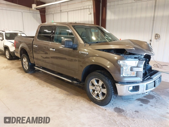 2015 Ford F-150 XLT with VIN 1FTEW1EFXFFB14990, listed as a IAAI auction lot 41681520 with 121,255 mi miles. Bid and sale history available at carsss.com. Image 1.