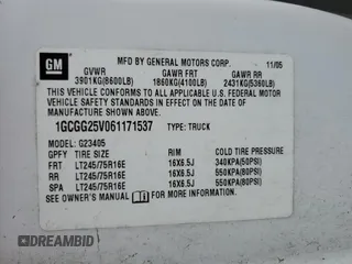 2006 Chevrolet Express Cargo Van with VIN 1GCGG25V061171537, listed as a Copart auction lot 44305285 with 98,495 mi miles and Salvage Title. Bid and sale history available at carsss.com. Image 15.