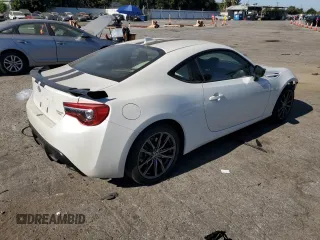 2017 Toyota 86 with VIN JF1ZNAA15H8707068, listed as a Copart auction lot 64527424 with 0 mi miles and Salvage Title. Bid and sale history available at carsss.com. Image 3.