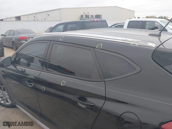 2017 Hyundai Tucson Value with VIN KM8J33A27HU388910, listed as a IAAI auction lot 41101112 with 107,138 mi miles. Bid and sale history available at carsss.com. Image 13.