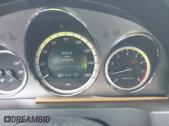 2010 Mercedes-Benz C 300 Sport with VIN WDDGF8BB5AR088086, listed as a IAAI auction lot 41982638 with 176,526 mi miles and . Bid and sale history available at carsss.com. Image 7.