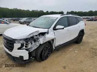 2022 GMC Terrain SLE with VIN 3GKALMEV3NL234090, listed as a Copart auction lot 60447735 with 48,476 mi miles and Salvage title. Bid and sale history available at DreamBid. Image 1.