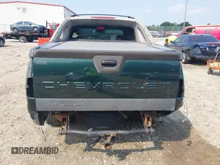 2004 Chevrolet Avalanche Z66 with VIN 3GNEC12T74G122924, listed as a IAAI auction lot 42406711 with 220,783 mi miles and . Bid and sale history available at DreamBid. Image 17.