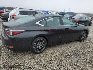 2022 Lexus ES with VIN 58ADZ1B13NU137151, listed as a Copart auction lot 44753345 with 5,034 mi miles and Salvage Title. Bid and sale history available at carsss.com. Image 3.