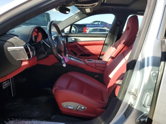2014 Porsche Panamera GTS with VIN WP0AF2A7XEL083288, listed as a Copart auction lot 85196024 with 87,416 mi miles and Clean Title. Bid and sale history available at carsss.com. Image 7.