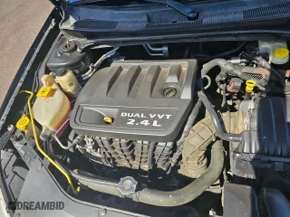 2013 Chrysler 200 Touring with VIN 1C3CCBBB4DN732353, listed as a Copart auction lot 77915864 with 129,024 mi miles and Clean Title. Bid and sale history available at carsss.com. Image 7.