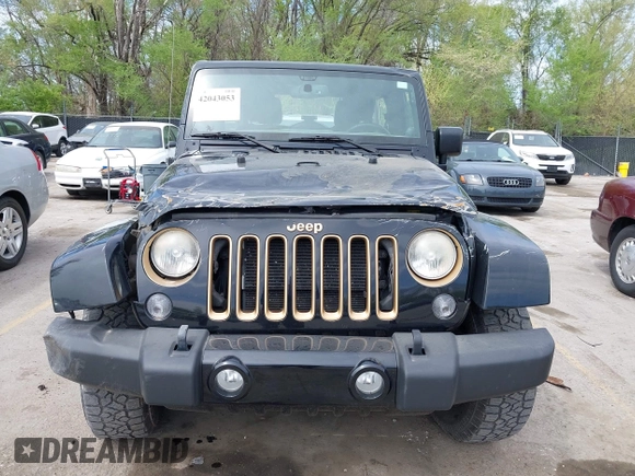2014 Jeep Wrangler Unlimited Sahara with VIN 1C4BJWEG6EL189712, listed as a IAAI auction lot 42043053 with 108,716 mi miles. Bid and sale history available at carsss.com. Image 12.