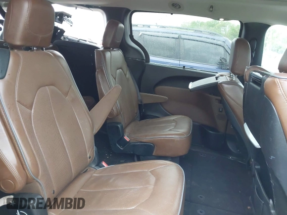 2017 Chrysler Pacifica Limited with VIN 2C4RC1GG0HR598664, listed as a IAAI auction lot 42138539 with 95,934 mi miles and . Bid and sale history available at DreamBid. Image 8.