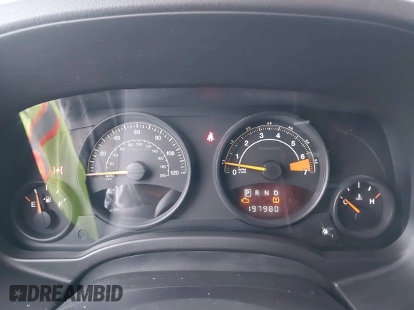 2015 Jeep Patriot Latitude с VIN 1C4NJRFBXFD183487, выставлен на аукционе IAAI как лот 41252110 с пробегом 197 980 миль миль и . История ставок и продаж доступна на DreamBid. Изображение 7.