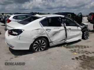2017 Honda Accord Touring with VIN JHMCR6F7XHC018105, listed as a Copart auction lot 58632345 with 116,930 mi miles and Salvage title. Bid and sale history available at DreamBid. Image 3.