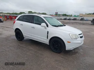 2014 Chevrolet Captiva Sport LT z VIN 3GNAL3EK2ES516035, wystawiony jako IAAI lot #42140541 z przebiegiem 102 340 mil mil oraz . Historia ofert i sprzedaży dostępna na DreamBid. Obrazek 1.