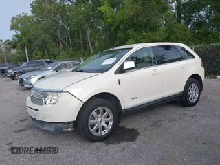 2008 Lincoln MKX with VIN 2LMDU68C98BJ40078, listed as a IAAI auction lot 41910778 with 213,209 mi miles. Bid and sale history available at carsss.com. Image 18.