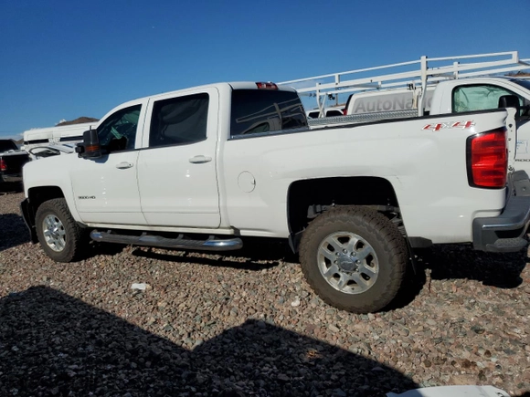 2015 Chevrolet Silverado 3500HD LT with VIN 1GC4KZE82FF590450, listed as a Copart auction lot 68320404 with 78,844 mi miles and Salvage Title. Bid and sale history available at carsss.com. Image 2.