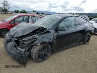 2021 Tesla Model Y Long Range z VIN 5YJYGDEE7MF093942, wystawiony jako Copart lot #54762425 z przebiegiem 20 492 mil mil oraz Szkoda całkowita • Salvage title. Historia ofert i sprzedaży dostępna na DreamBid. Obrazek 1.