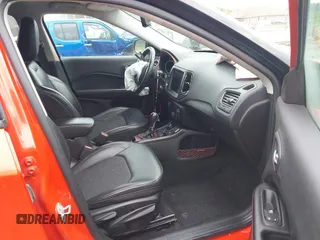 2019 Jeep Compass Trailhawk with VIN 3C4NJDDB5KT754054, listed as a IAAI auction lot 42184031 with 42,214 mi miles and . Bid and sale history available at DreamBid. Image 5.