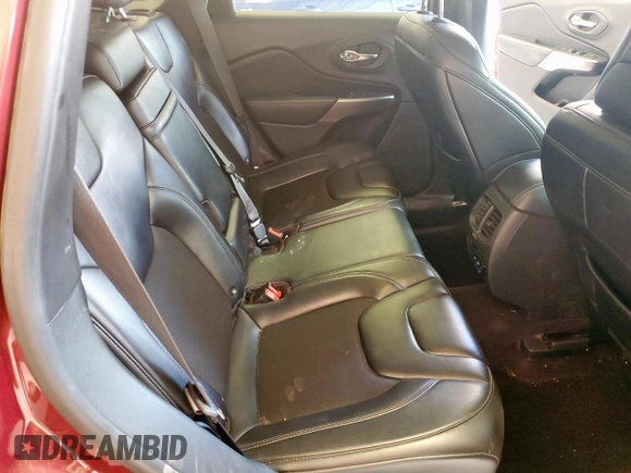 2019 Jeep Cherokee Latitude Plus z VIN 1C4PJLLB0KD160112, wystawiony jako Copart lot #61689185 z przebiegiem 72 019 mil mil oraz Szkoda całkowita • Salvage title. Historia ofert i sprzedaży dostępna na DreamBid. Obrazek 11.