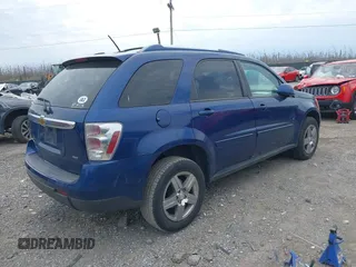 2008 Chevrolet Equinox LT with VIN 2CNDL43F886027588, listed as a IAAI auction lot 41912428 with 117,411 mi miles. Bid and sale history available at carsss.com. Image 4.