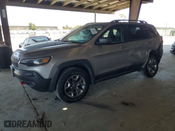 2019 Jeep Cherokee Trailhawk с VIN 1C4PJMBX0KD362032, выставлен на аукционе Copart как лот 61495195 с пробегом 49 028 миль миль и Списание • Salvage title. История ставок и продаж доступна на DreamBid. Изображение 1.