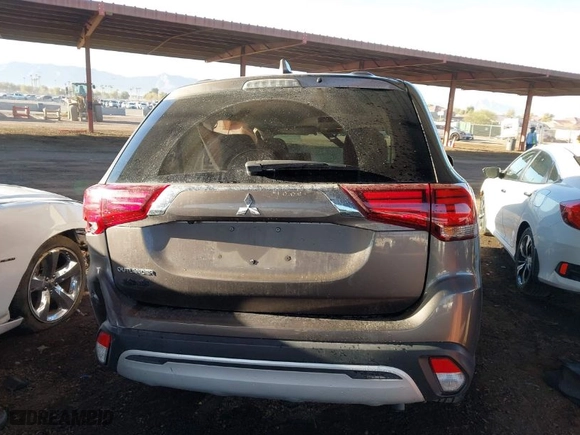 2020 Mitsubishi Outlander ES with VIN JA4AD2A30LZ046662, listed as a IAAI auction lot 41507464 with 104,003 mi miles. Bid and sale history available at carsss.com. Image 15.