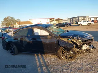 2025 Honda Civic Si z VIN 2HGFE1E56SH473441, wystawiony jako IAAI lot #41589933 z przebiegiem 493 mil mil oraz . Historia ofert i sprzedaży dostępna na DreamBid. Obrazek 13.