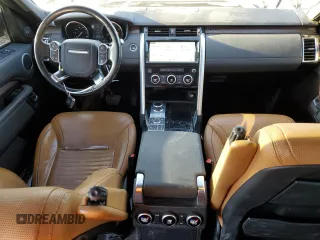 2017 Land Rover Discovery HSE with VIN SALRRBBK8HA031101, listed as a Copart auction lot 44573745 with 194,005 mi miles and Salvage Title. Bid and sale history available at DreamBid. Image 8.
