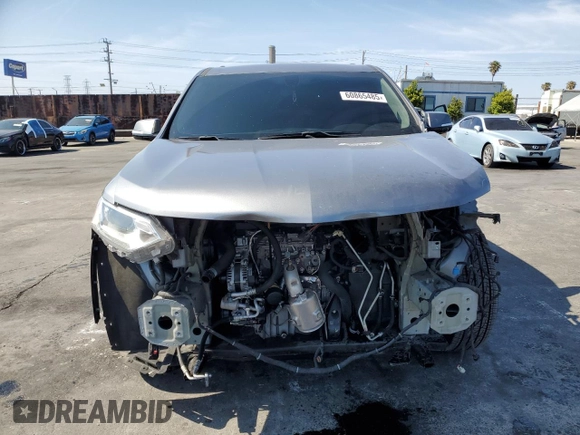 2019 Chevrolet Traverse LT Cloth with VIN 1GNERGKW5KJ305844, listed as a Copart auction lot 60865485 with 63,470 mi miles and Salvage title. Bid and sale history available at DreamBid. Image 5.