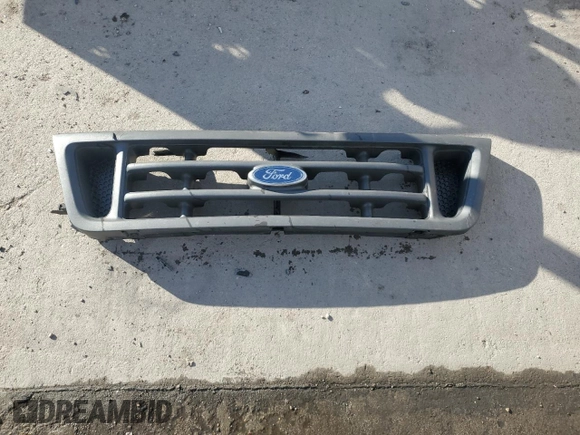 2005 Ford Econoline Cargo with VIN 1FTSS34L05HA75928, listed as a Copart auction lot 49112285 with Not Provided miles and Salvage Title. Bid and sale history available at DreamBid. Image 13.