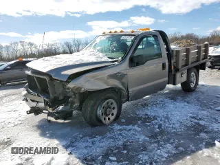 2005 Ford F-250 XL with VIN 1FTNF21555EA30163, listed as a Copart auction lot 45537455 with 126,721 mi miles and Salvage Title. Bid and sale history available at DreamBid. Image 1.
