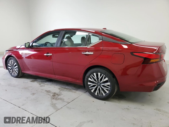 2025 Nissan Altima SV z VIN 1N4BL4DV4SN301735, wystawiony jako Copart lot #60370685 z przebiegiem 13 450 mil mil oraz Czysty tytuł • Clean title. Historia ofert i sprzedaży dostępna na DreamBid. Obrazek 2.