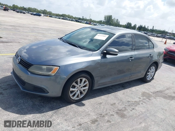 2011 Volkswagen Jetta SE with VIN 3VWDZ7AJ2BM080390, listed as a IAAI auction lot 42723802 with 157,117 mi miles and . Bid and sale history available at DreamBid. Image 2.