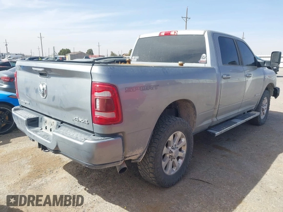 2022 Ram 2500 Big Horn z VIN 3C6UR5DL1NG178793, wystawiony jako IAAI lot #41810830 z przebiegiem 76 551 mil mil oraz . Historia ofert i sprzedaży dostępna na DreamBid. Obrazek 4.