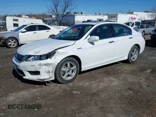 2014 Honda Accord EX-L with VIN 1HGCR6F54EA004550, listed as a IAAI auction lot 41843292 with Not Provided miles and . Bid and sale history available at DreamBid. Image 16.
