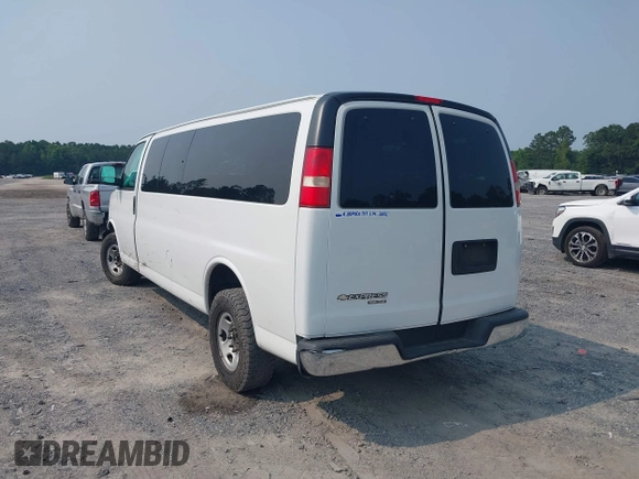 2016 Chevrolet Express Passenger LT with VIN 1GAZGPFG8G1172208, listed as a IAAI auction lot 42405250 with 326,456 mi miles and . Bid and sale history available at DreamBid. Image 3.