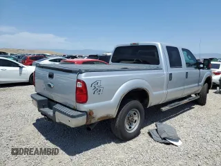 2013 Ford F-250 XL z VIN 1FT7W2B63DEB60005, wystawiony jako Copart lot #62790305 z przebiegiem 346 801 mil mil oraz Czysty tytuł • Clean title. Historia ofert i sprzedaży dostępna na DreamBid. Obrazek 3.