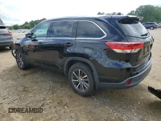 2017 Toyota Highlander XLE with VIN 5TDJZRFH0HS391235, listed as a Copart auction lot 55758335 with 69,695 mi miles and Clean title. Bid and sale history available at DreamBid. Image 2.