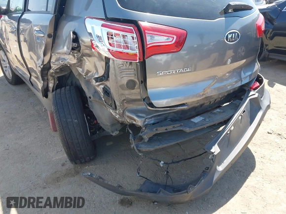2011 Kia Sportage LX with VIN KNDPBCA20B7170217, listed as a IAAI auction lot 42303069 with 186,994 mi miles and . Bid and sale history available at DreamBid. Image 15.